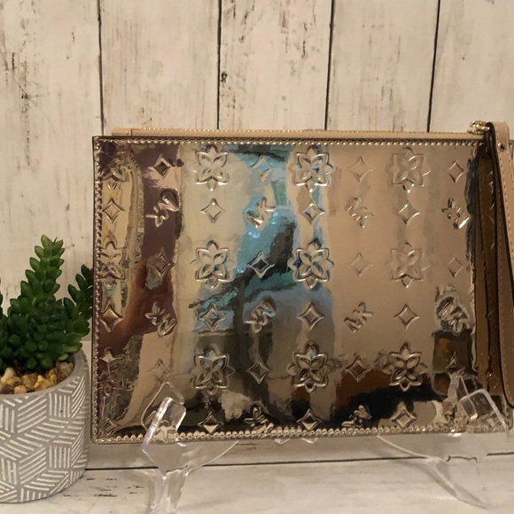 🌸 Michael Kors XL Zip Clutch Wristlet - Picture 6 of 9